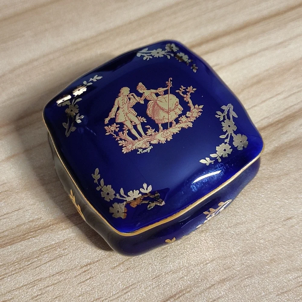 Vintage Limoges France Cobalt Blue & Gold Courting Couple Trinket Box